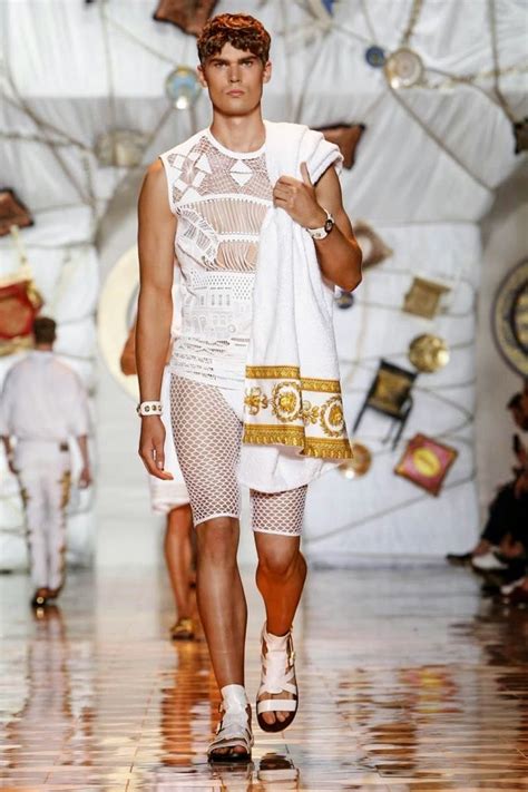 versace kollektion s s 2015 archiv|Versace spring 2015 men.